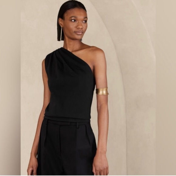 NWT! Banana Republic Black One-Shoulder Heavy Cotton Tank - Size Small🌸 - Picture 3 of 7